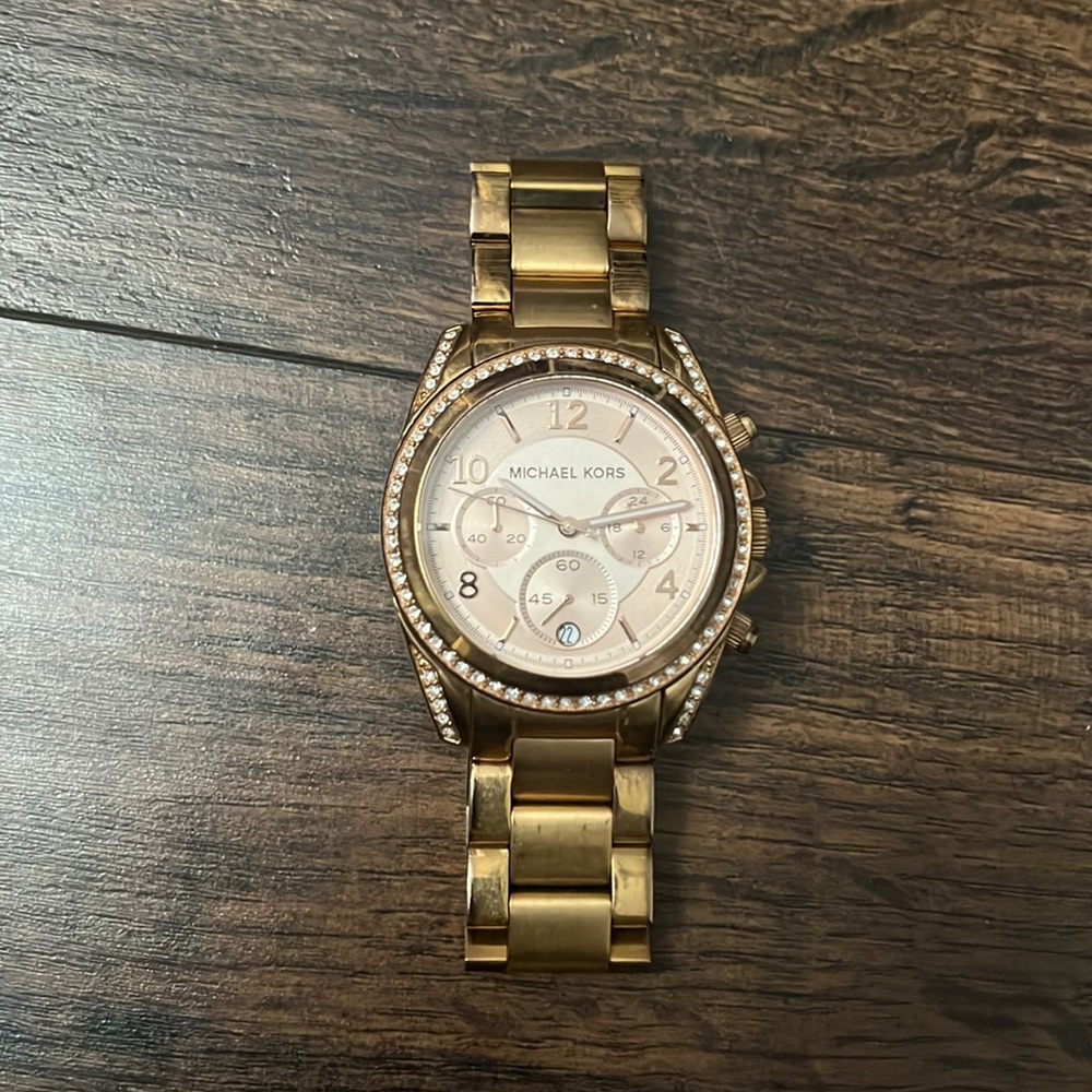 Women's Chronograph Ritz Stainless Steel Bracelet Watch 37mm